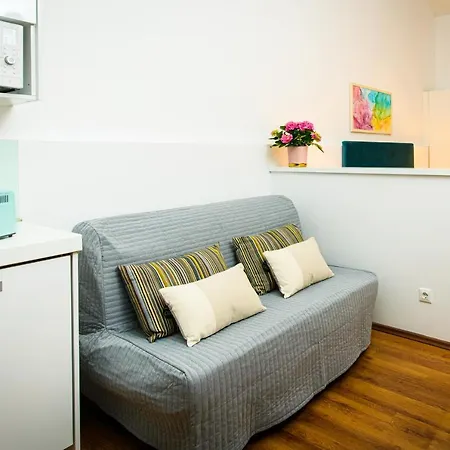 Lavica Bellevue Apartments & Studios Podstrana Exterior photo