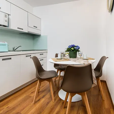 Lavica Bellevue Apartments & Studios Podstrana Exterior photo